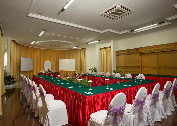 Parigata And Отель 4*